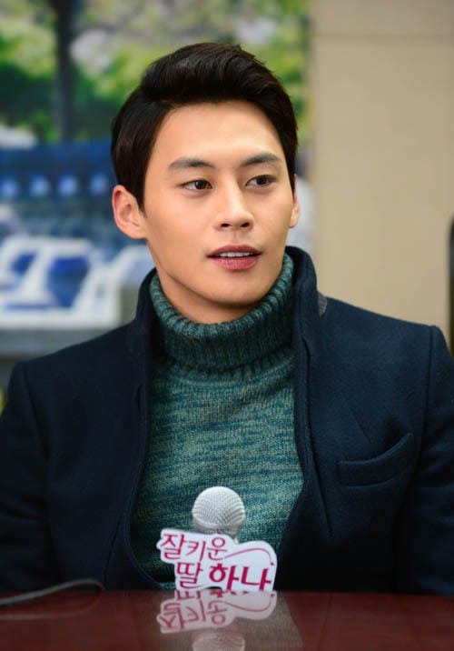 郑恩宇