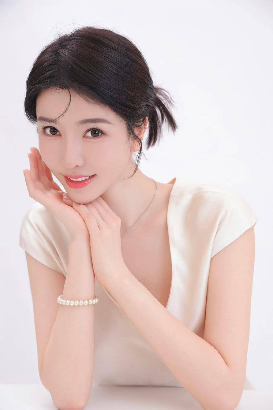刘亦彤