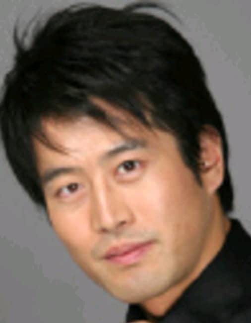 李灿英