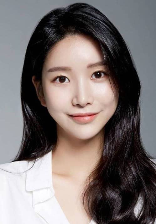 李孝娜