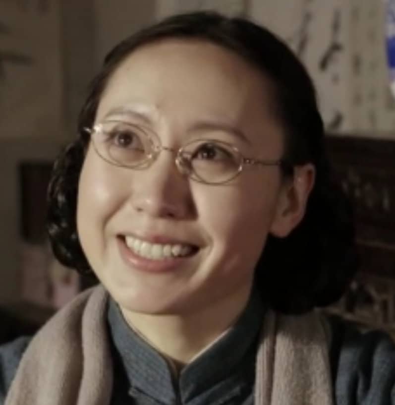 闫佩雯