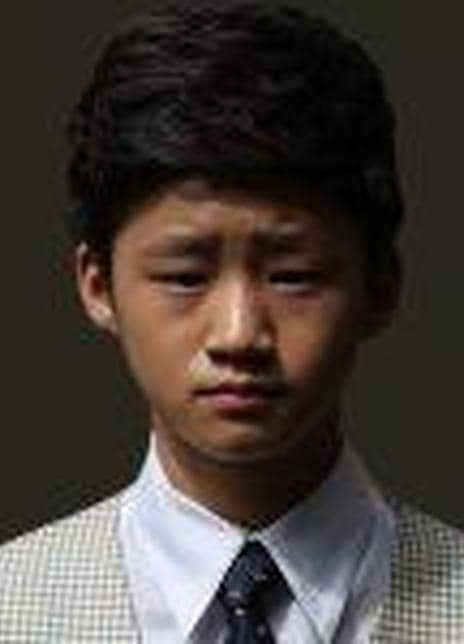 岳训宇