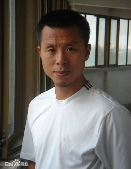 李鸿伟