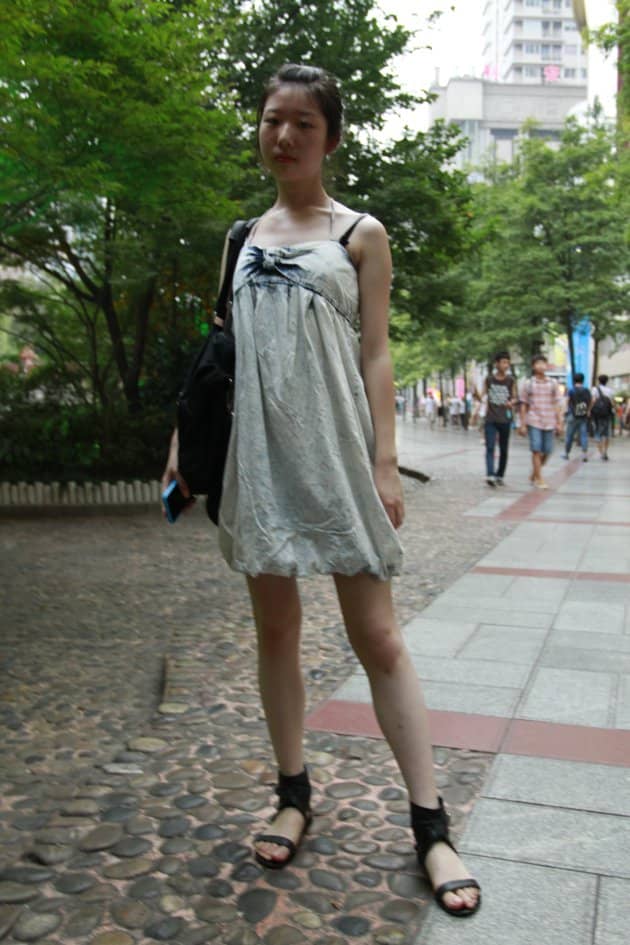 谢莹