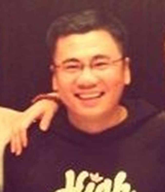 闫强