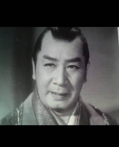 进藤英太郎