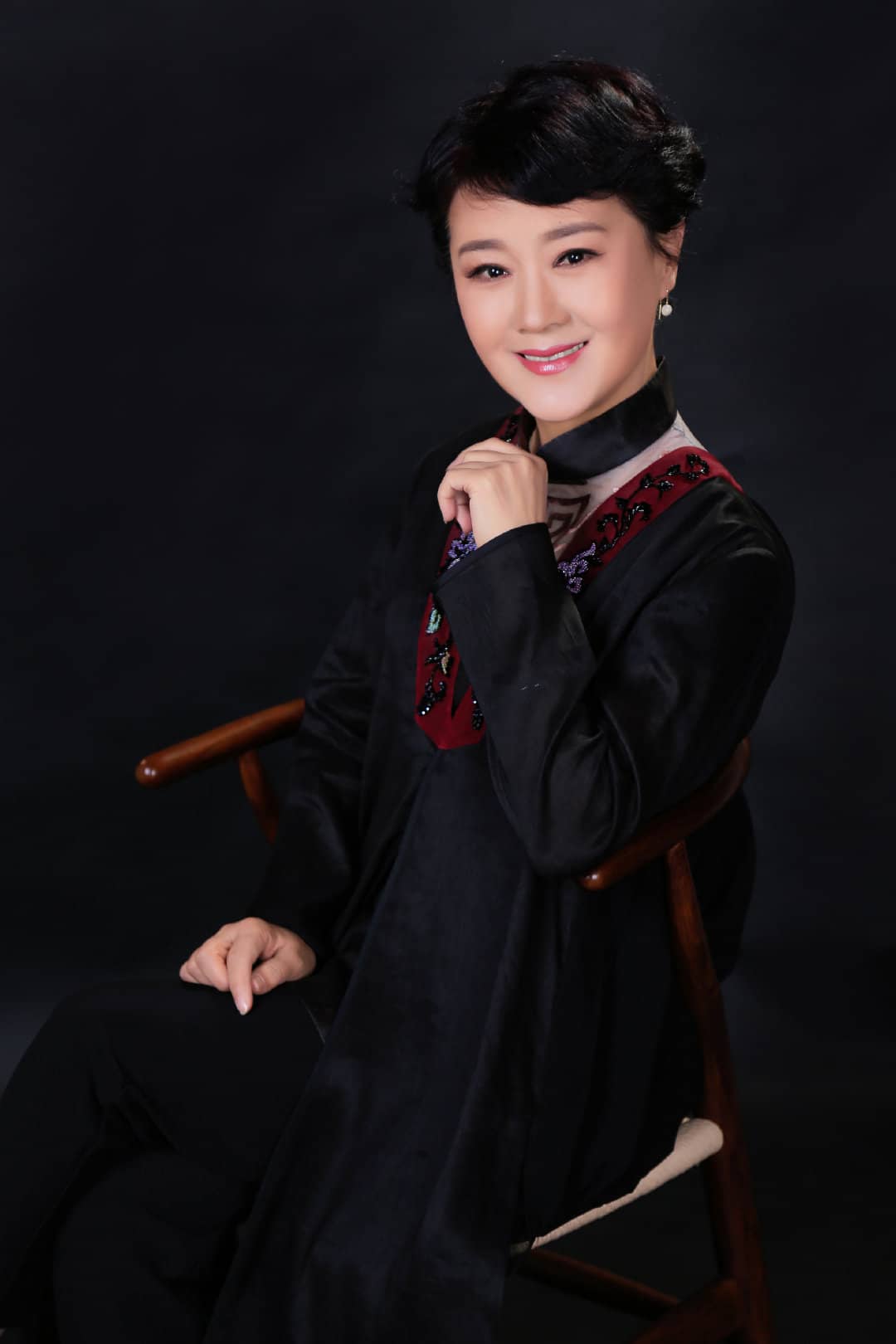 崔彩彩