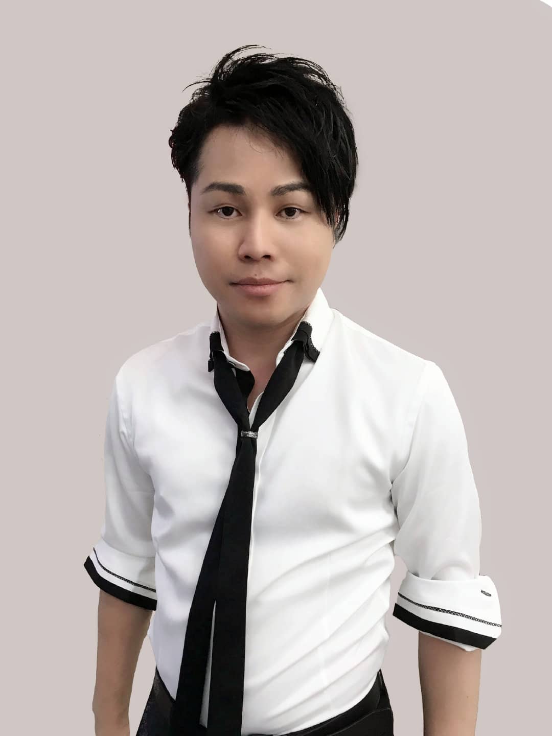 井上裕介