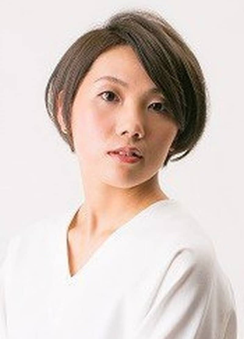 东内真理子