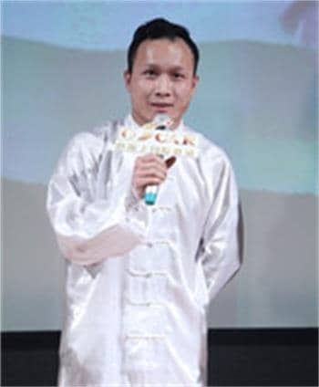 任鹏亮