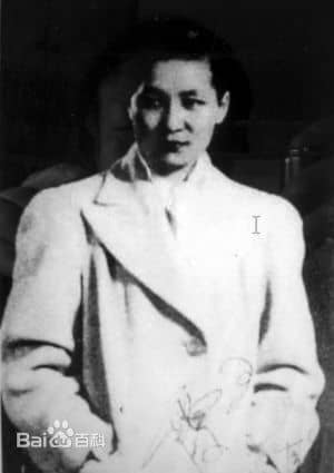 伍锦霞