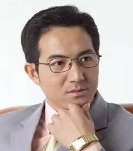 游杰