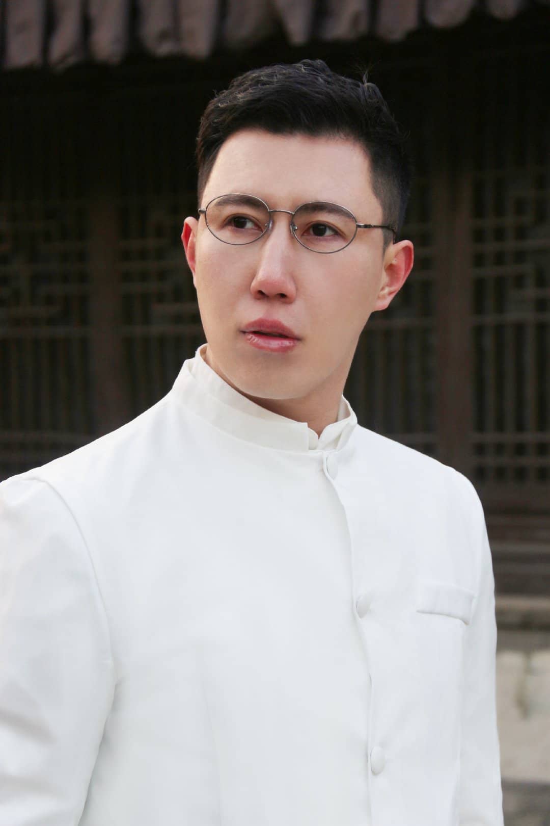 孙若飞