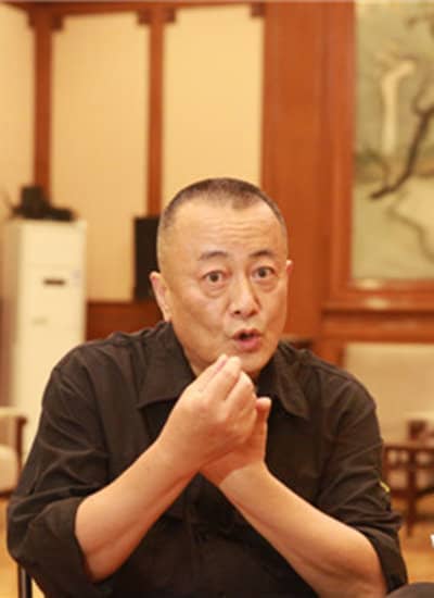 杨凤良