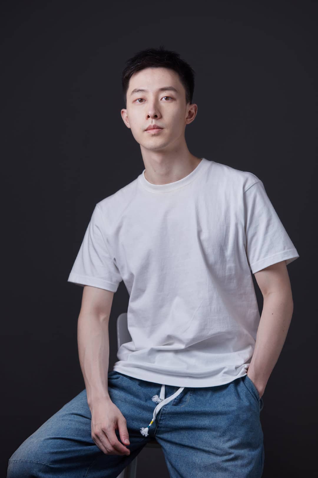 张逸伦