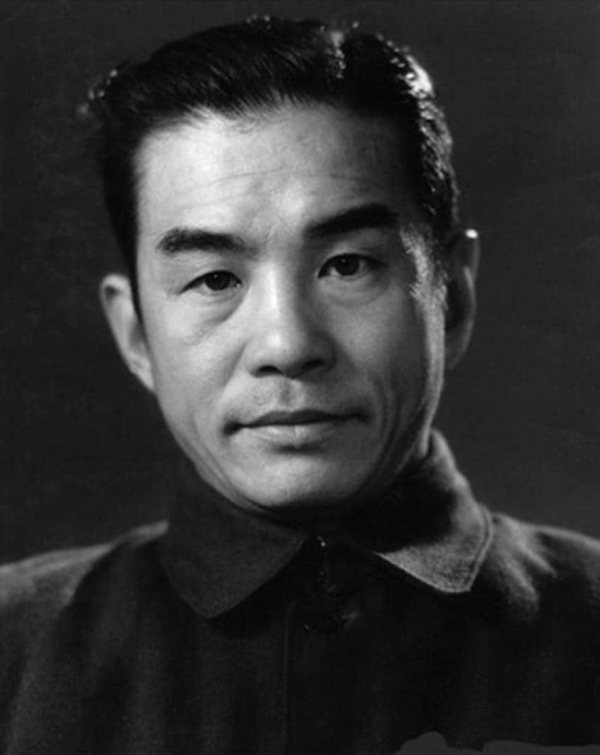 吕班