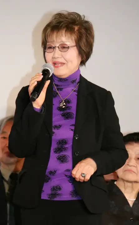 增山江威子