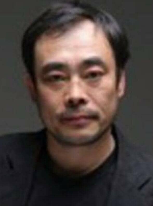 琴东贤