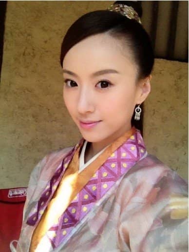 王怡