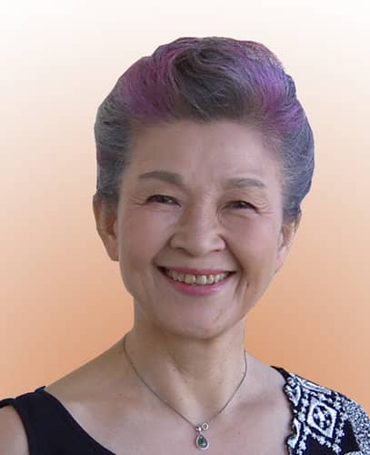 草村礼子