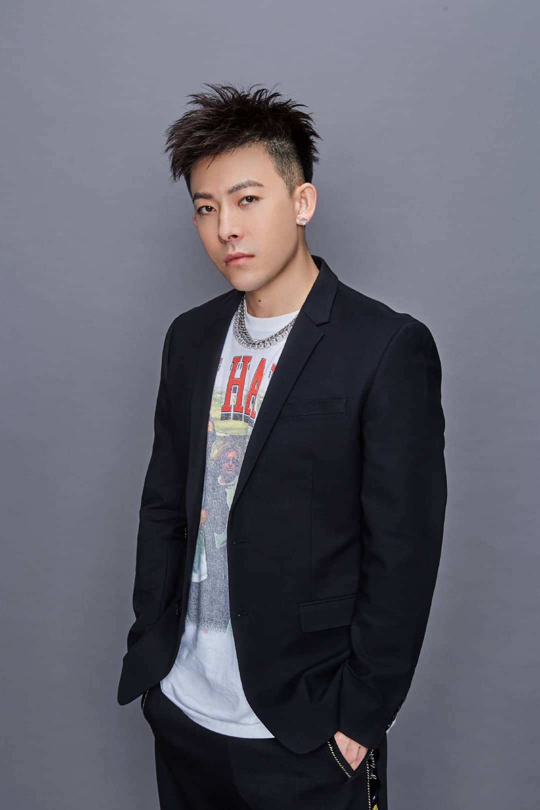 杨天琪