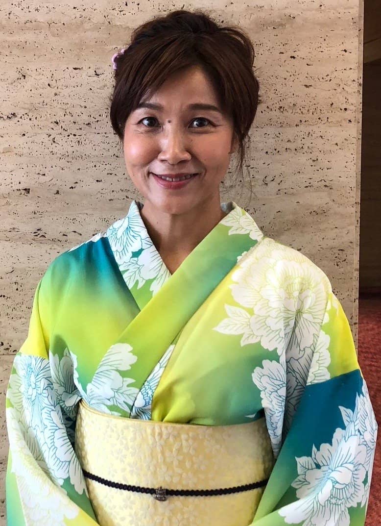 山口由里子