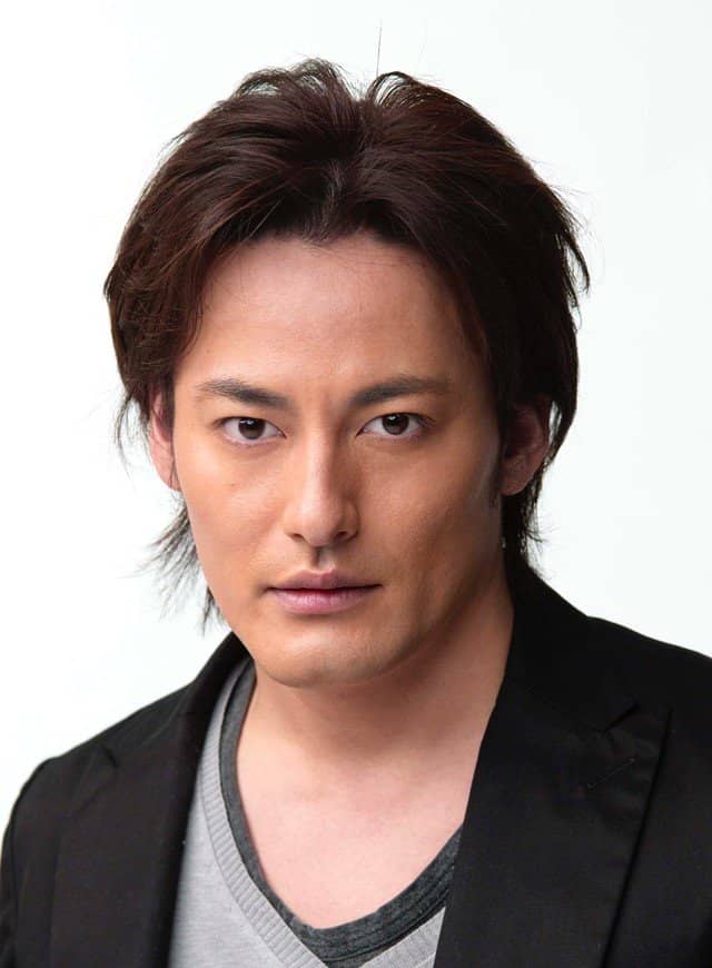 山口马木也