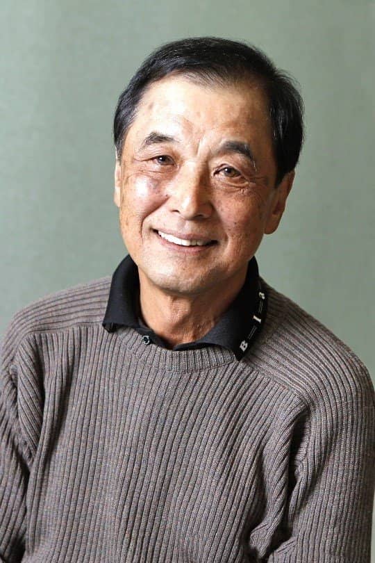 山口崇