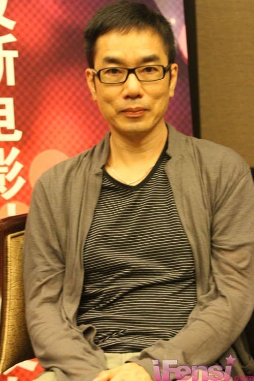 梁柏坚