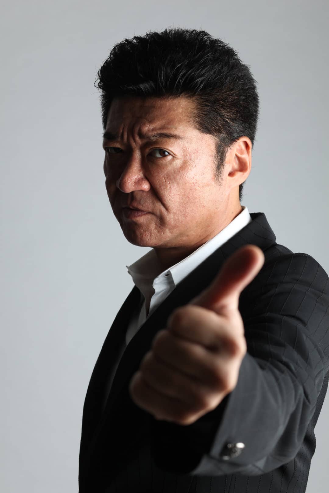小泽仁志