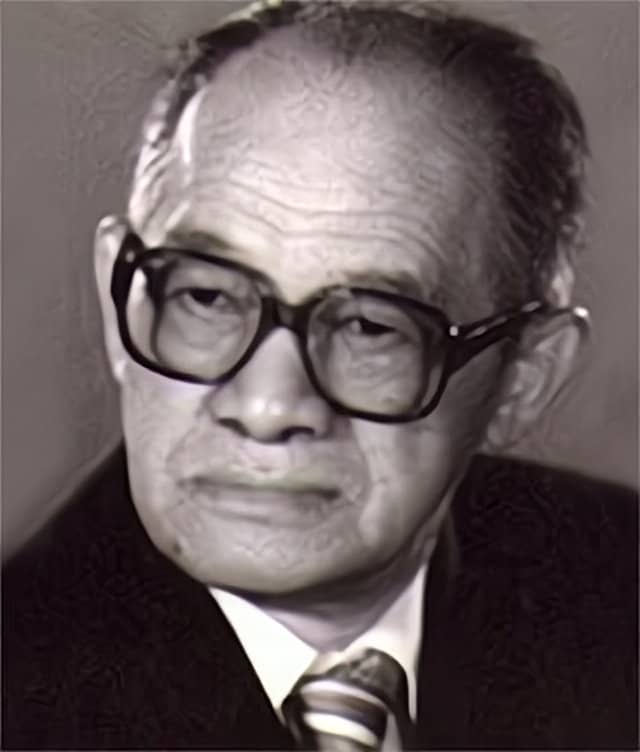 李天济