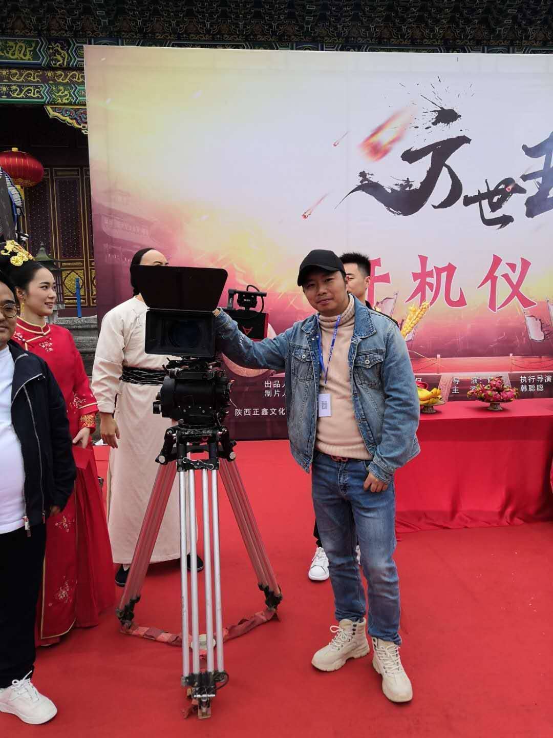 包磊