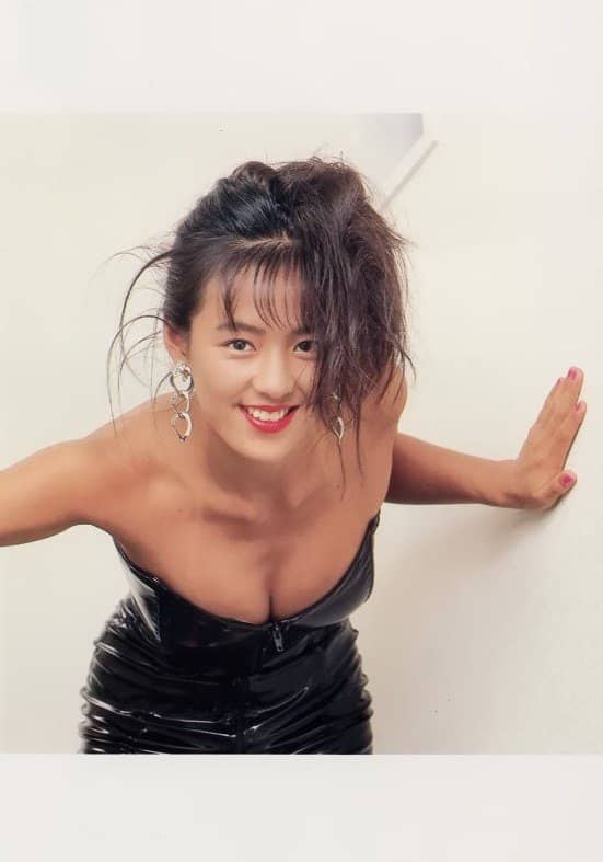 中村绫