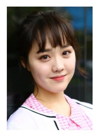 李嫔娜