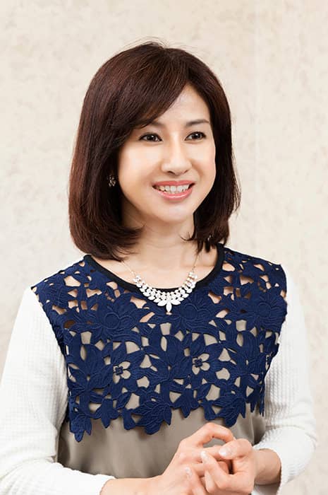小林绫子